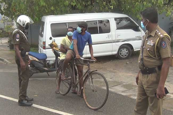 මහමඟ ගමන්කරන පුද්ගලයින්ට අහඹු රැපිඩ් ඇන්ටිජන් පරීක්ෂණ