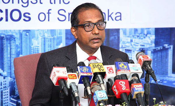 තොරතුරු තාක්ෂණවේදීන් දස දහසක් රට හැර ගොස් ඇති බවට හෙළිදරව්වක්