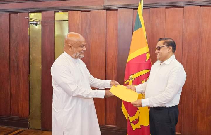 රමාල් සිරිවර්ධන තෙවන වරටත් ලංගම සභාපති ධුරයට